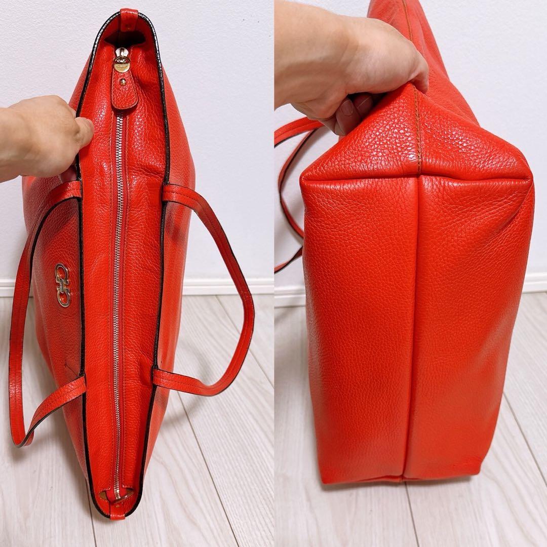 《格安》Ferragamo(フェラガモ)トートバッグ　大きめ　A4