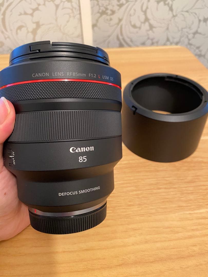 【レンズフード付】RF85mm F1.2 L USM DS