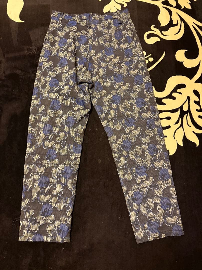 ヘンリックヴィブスコフ　花柄スラックス 青と黒