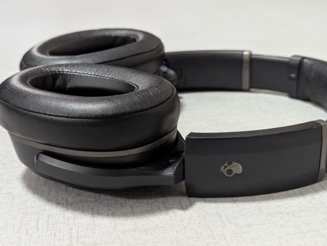 スカルキャンディ―Crusher ANC Black ワイヤレスヘッドフォン