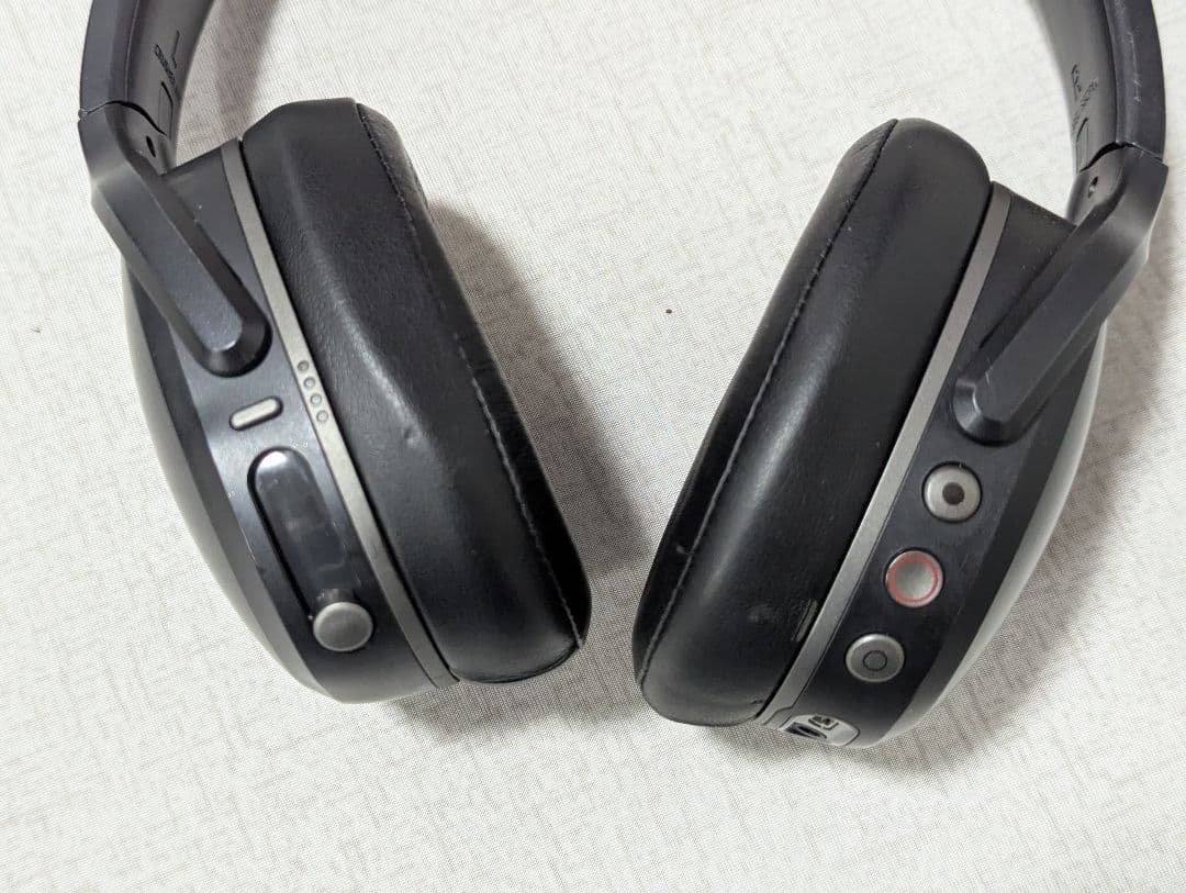 スカルキャンディ―Crusher ANC Black ワイヤレスヘッドフォン