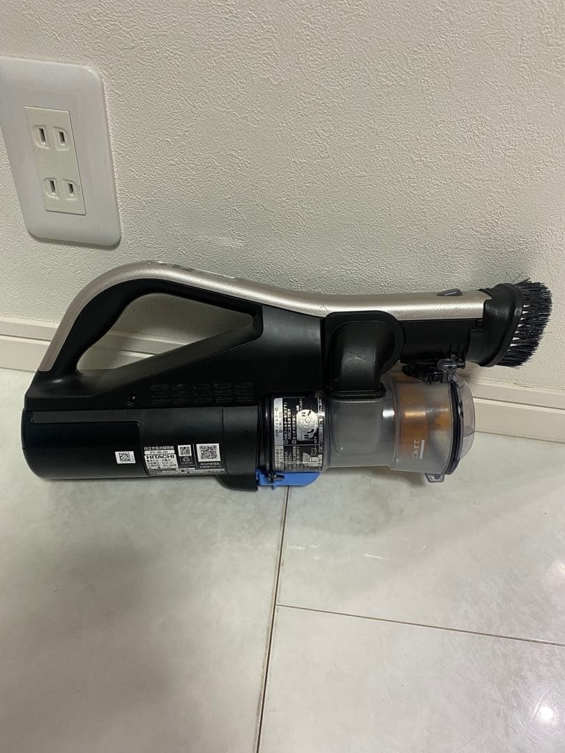日立 コードレス掃除機2021年製　PV-BL2H