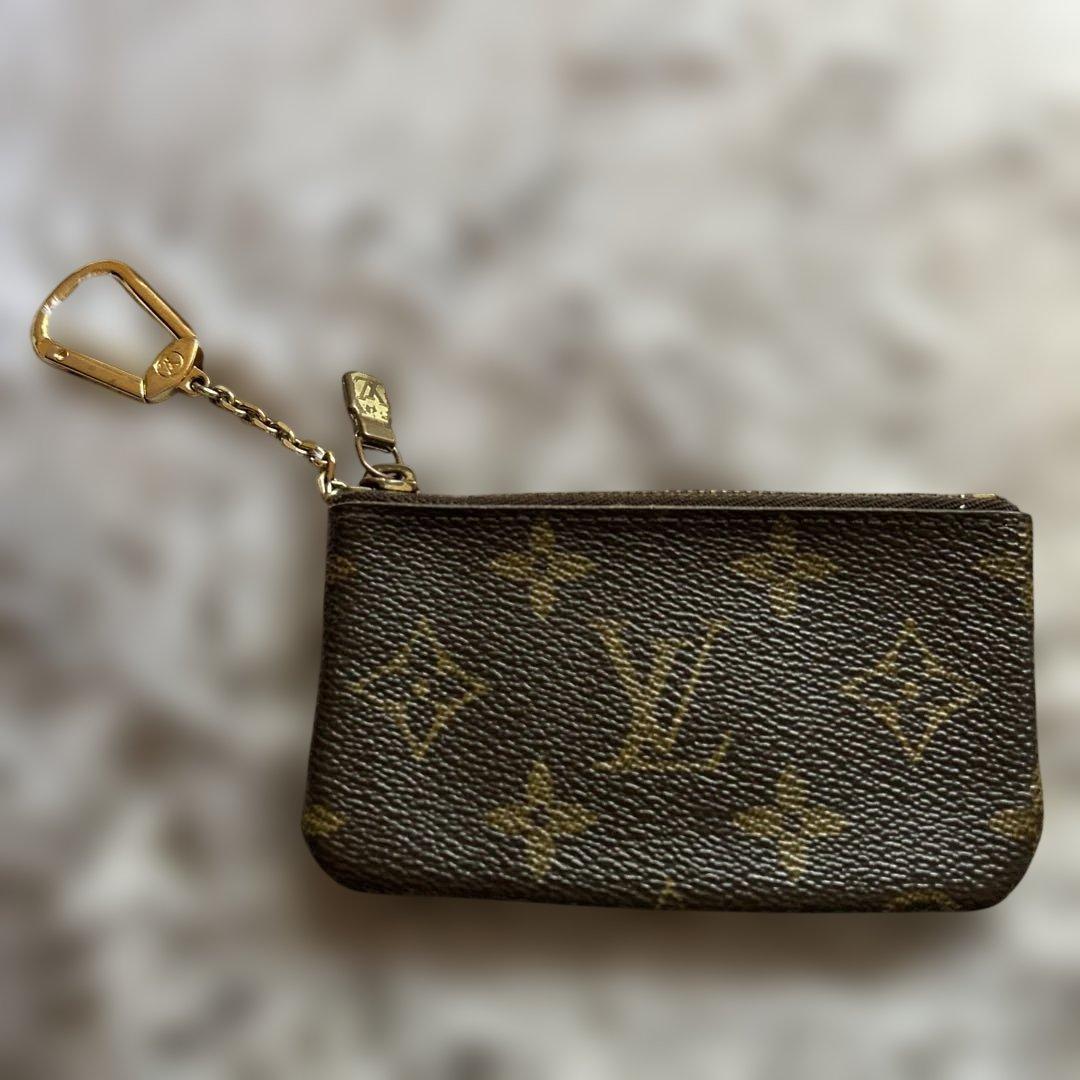 ルイヴィトン ケース