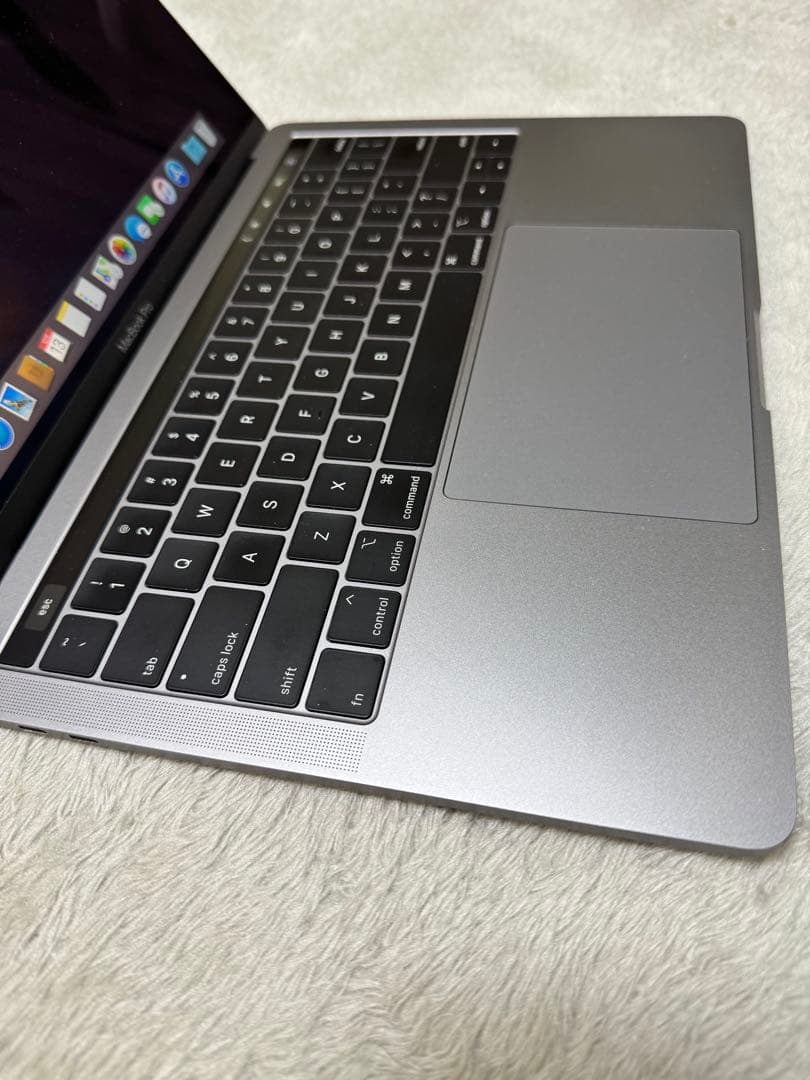 MacBook Pro 2018 13インチ 16GB SSD1TB 極美品