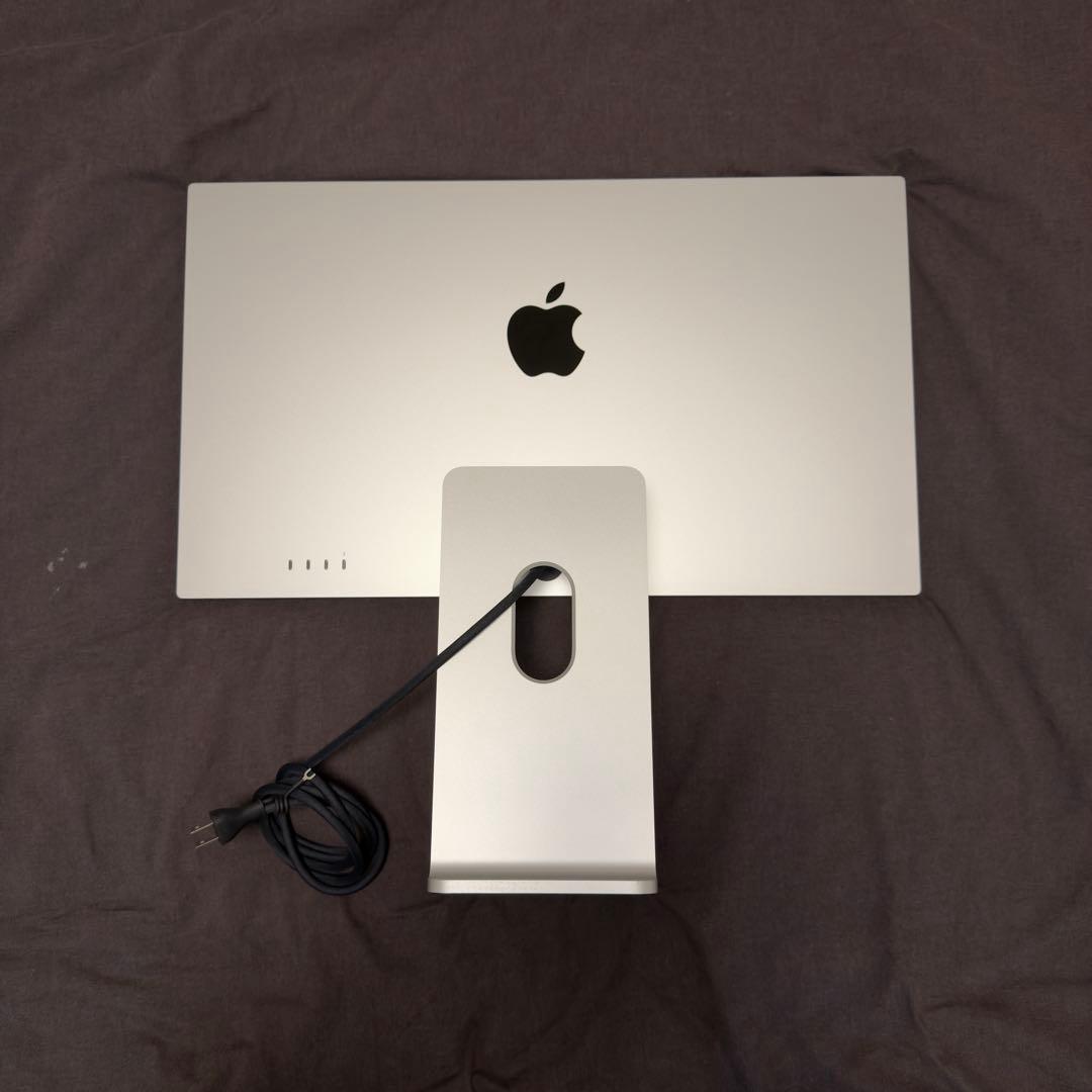 Studio Display 標準ガラス 傾きと高さを調整できるスタンド