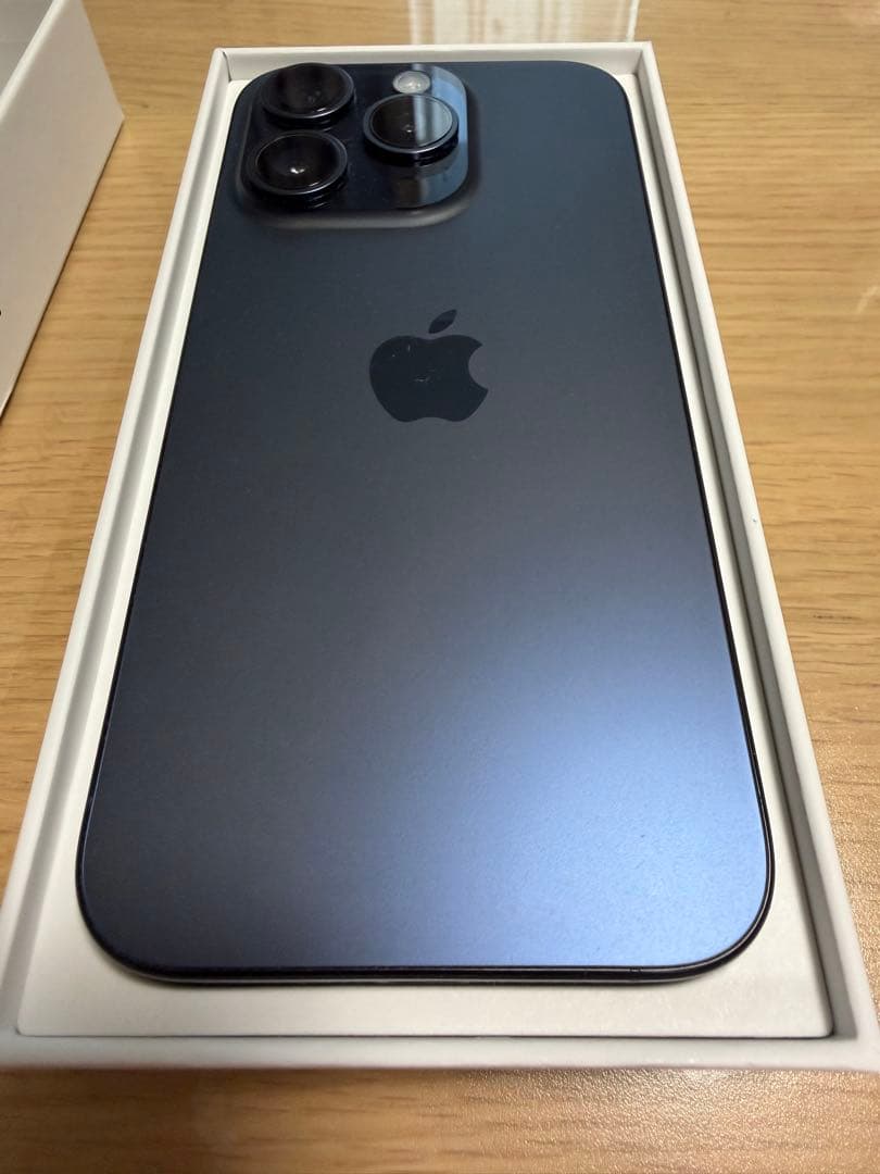 た*む様 Apple iPhone 15 Pro 512GB SIMフリー