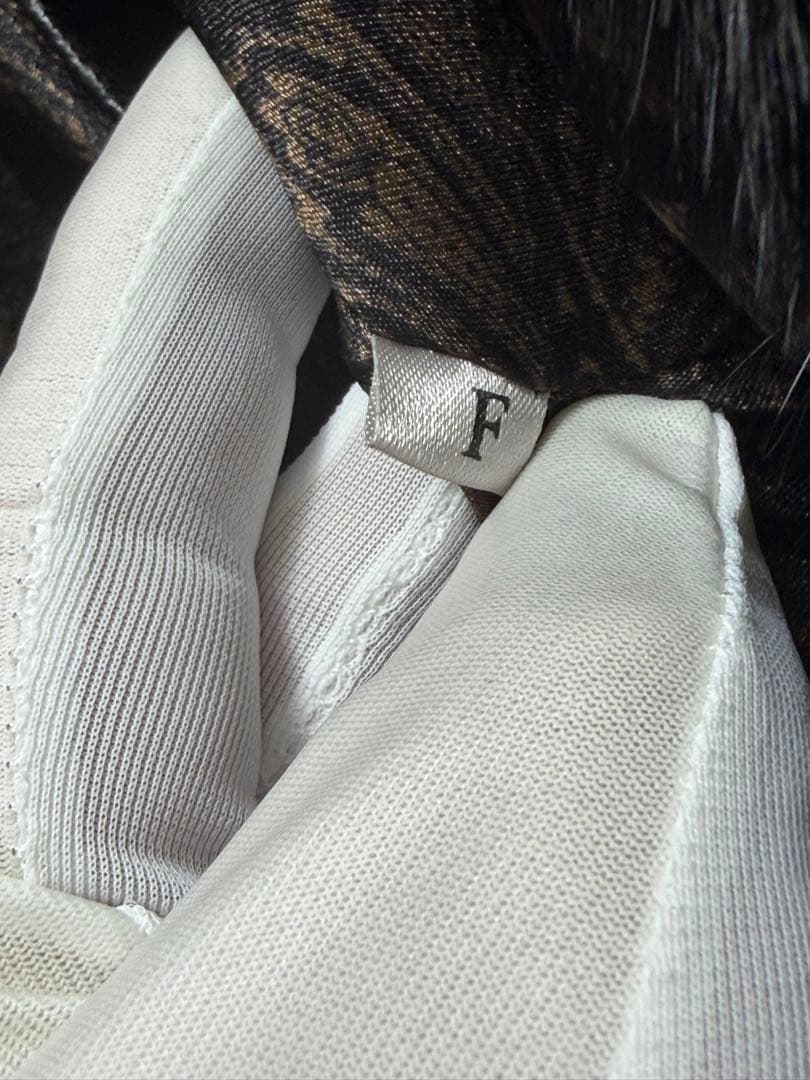 スギヤマユキヒロページSAGA MINKタグ付きのミンク毛皮ファーショール