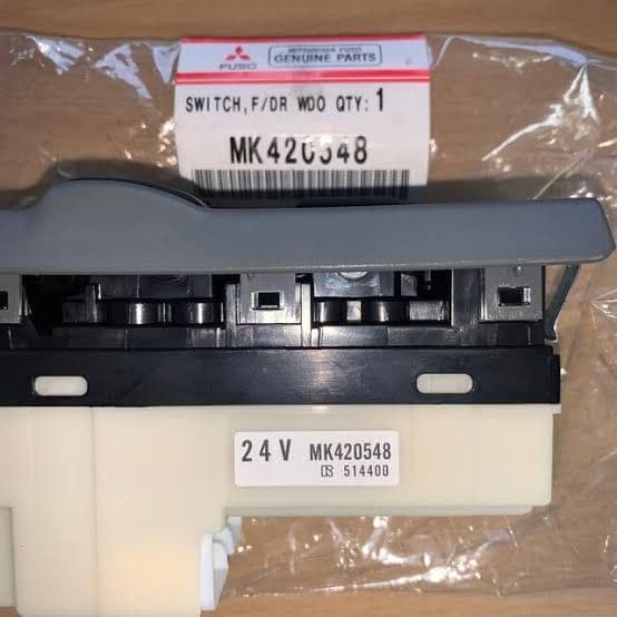 三菱ふそうキャンター 　パワーウィンドウスイッチ FE5・6型　後期