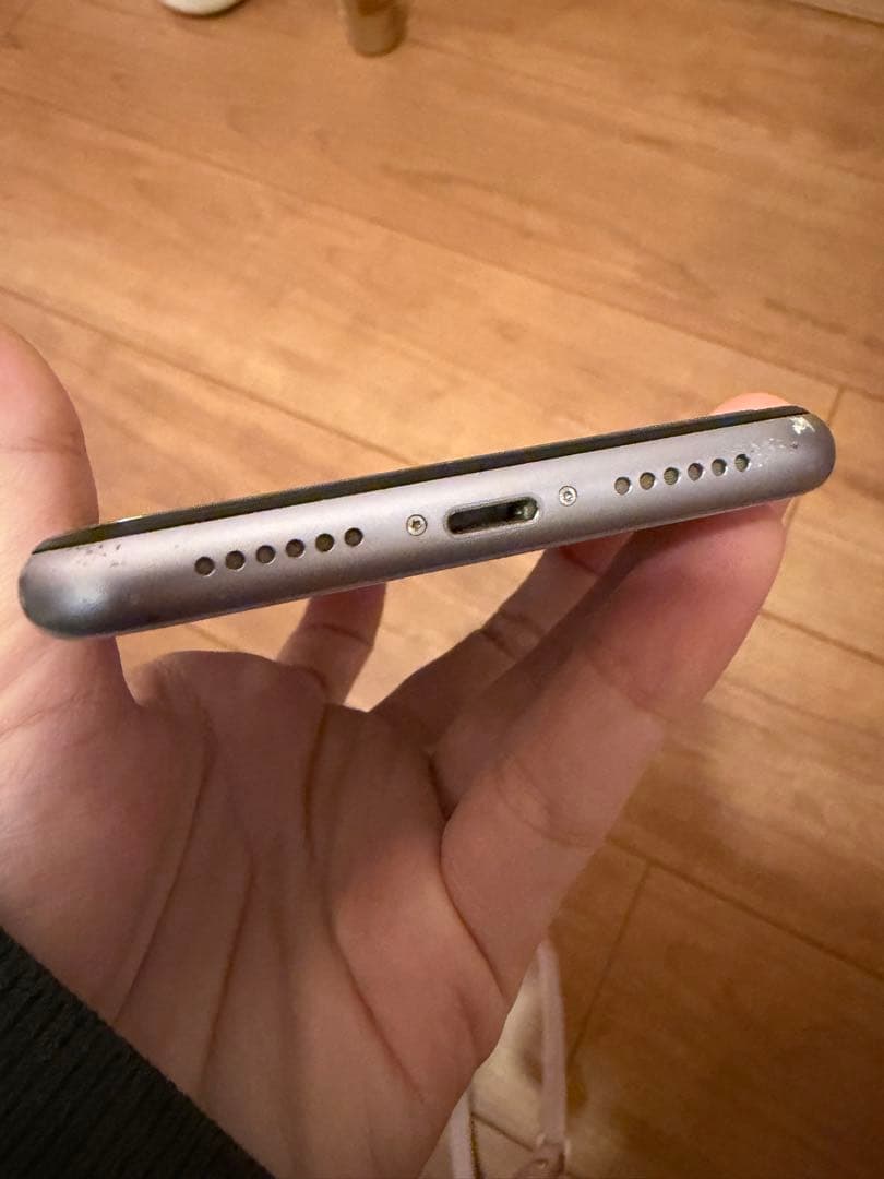 Apple iPhone 11 パープル　本体 箱・充電器（ケーブルなし）付き