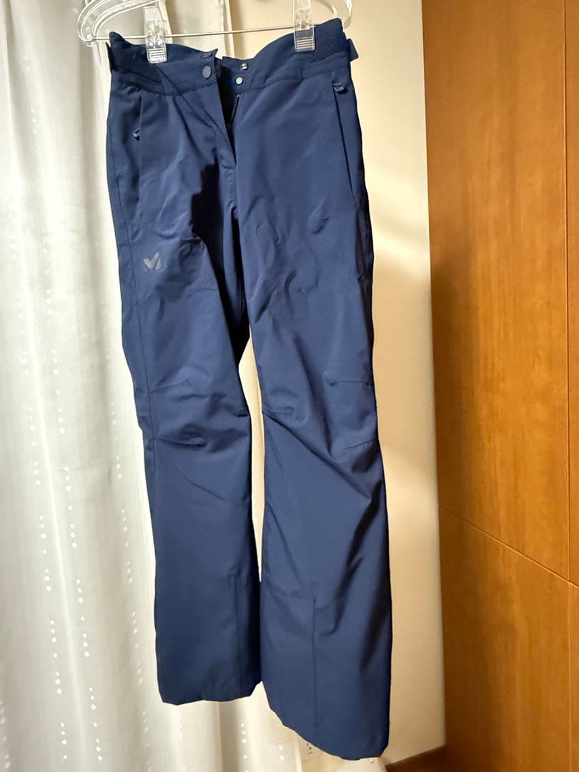 ミレー MILLET スノーウェア上下セット レディースMサイズ