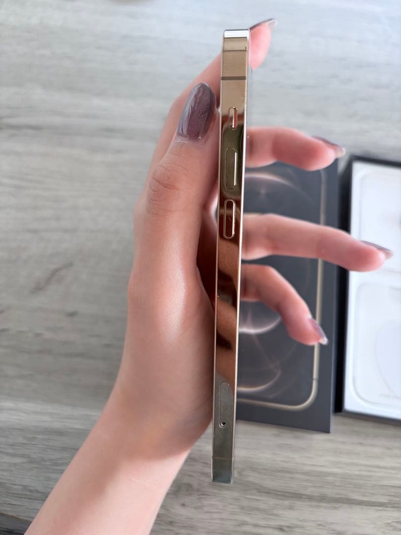 Apple iPhone 12 Pro ゴールド 本体　256GB