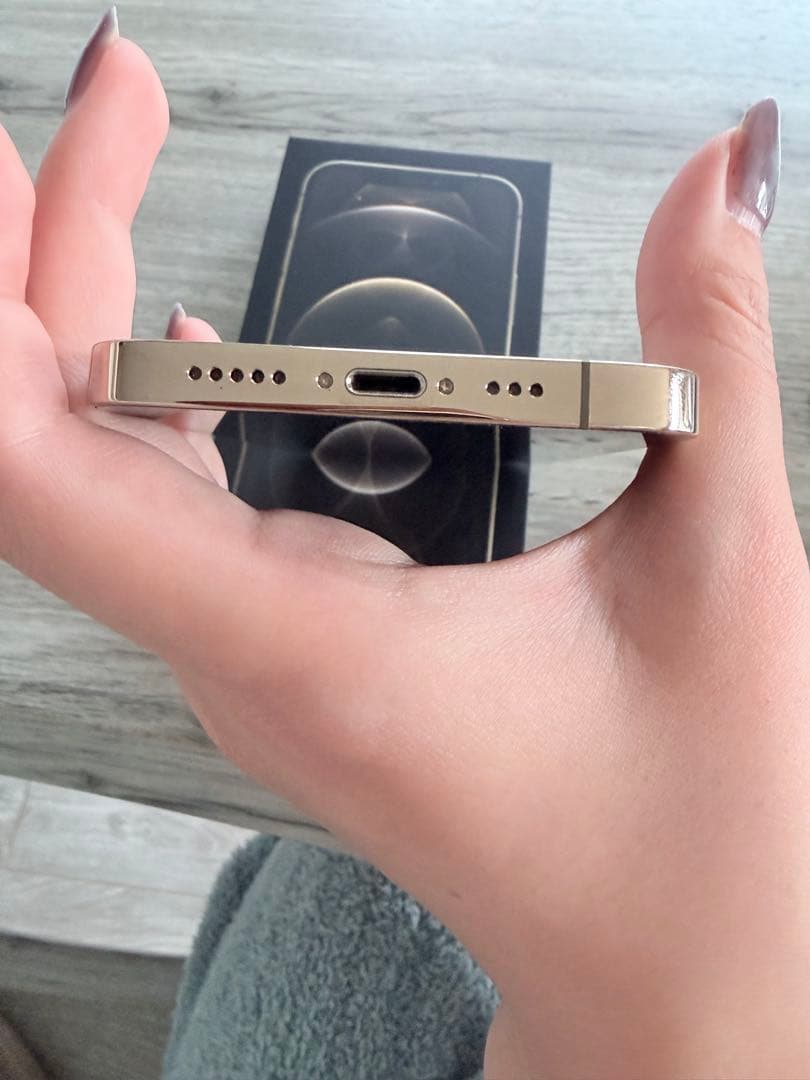 Apple iPhone 12 Pro ゴールド 本体　256GB