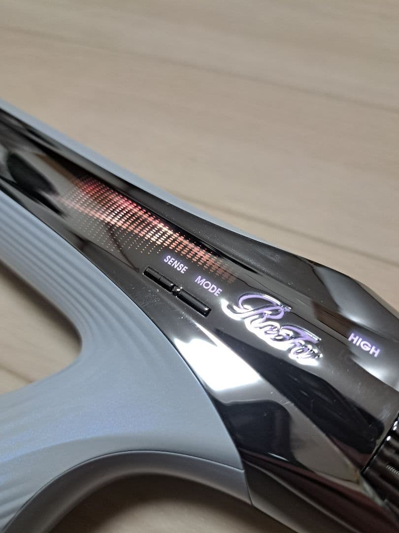 リファ ドライヤースマートW ダブル Refa 2024年製 海外対応