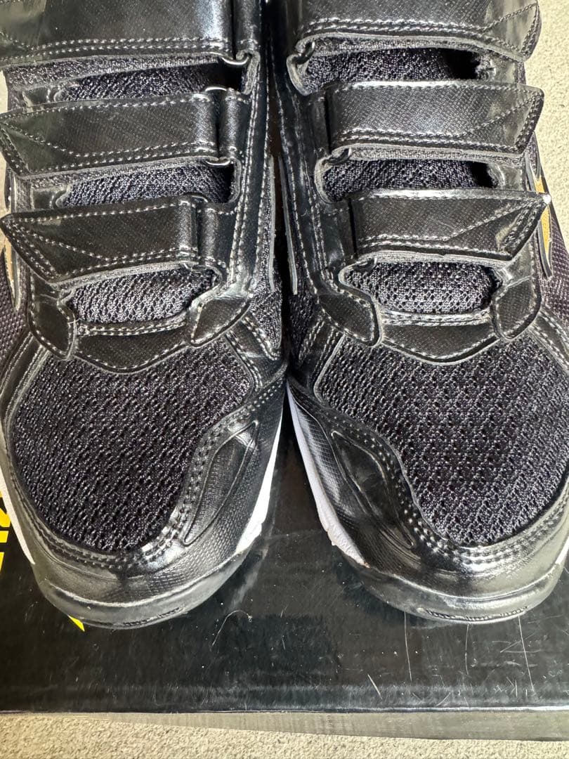 Mizuno Proトレーニングシューズ ブラック/ゴールド