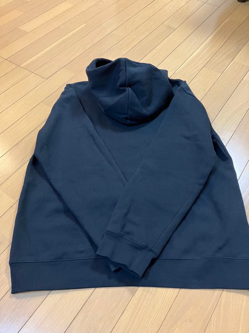 マリメッコパーカー