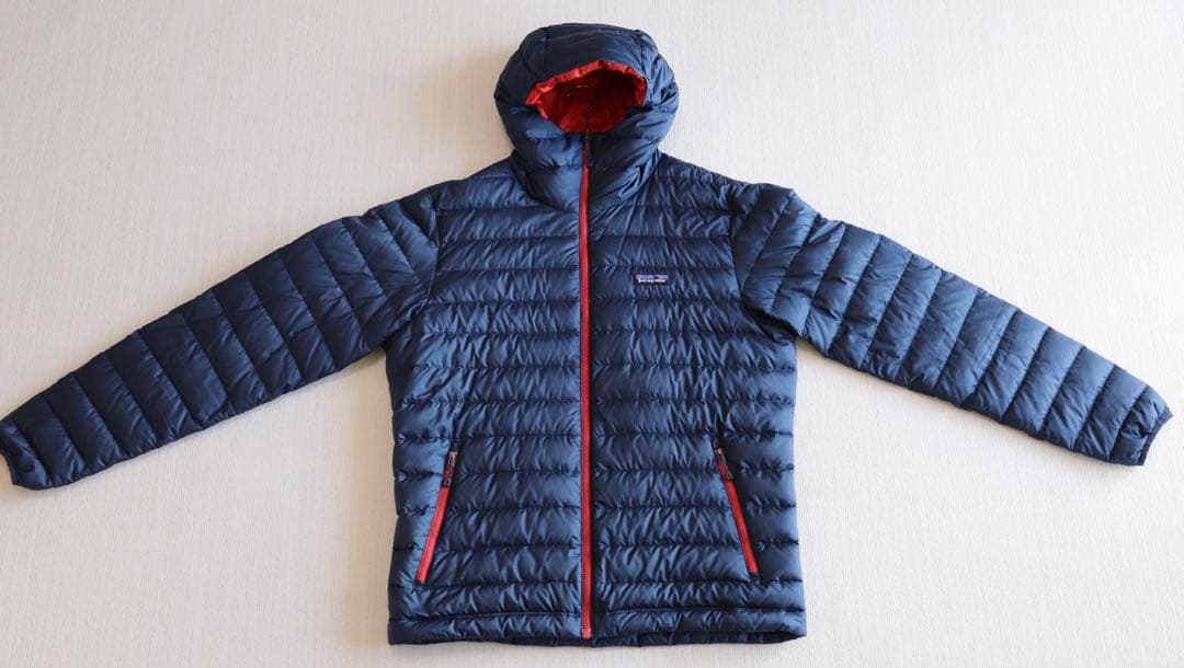 【リペアシート付】パタゴニア ダウンセーターフーディ M 紺×赤 84701