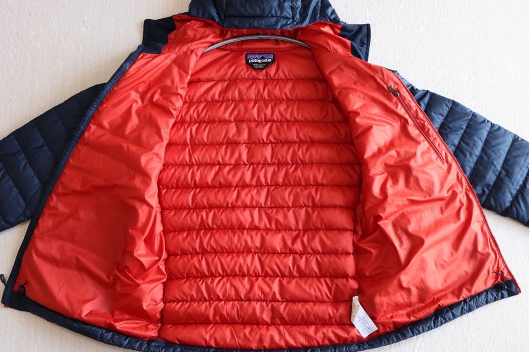 【リペアシート付】パタゴニア ダウンセーターフーディ M 紺×赤 84701