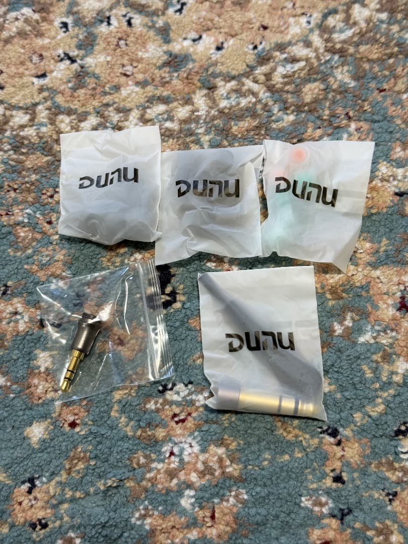 DUNU DaVinci 有線ハイレゾイヤホン