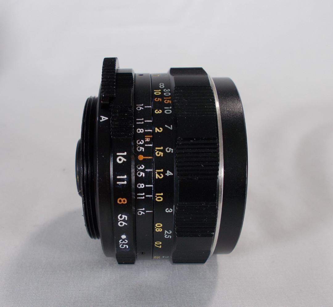 フィルムカメラ 整備済 完動品　Pentax SP　+ f/3.5　L194