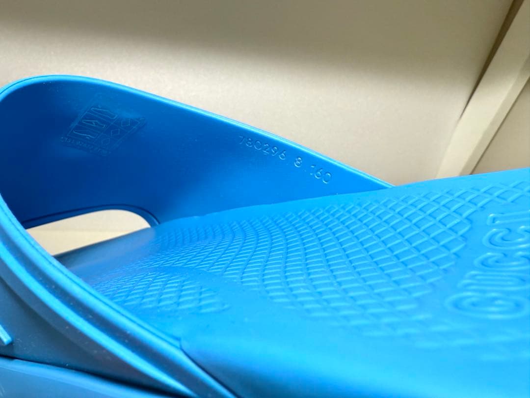 【未使用品】GUCCI グッチ サンダル ラバーサンダル ブルー 27cm