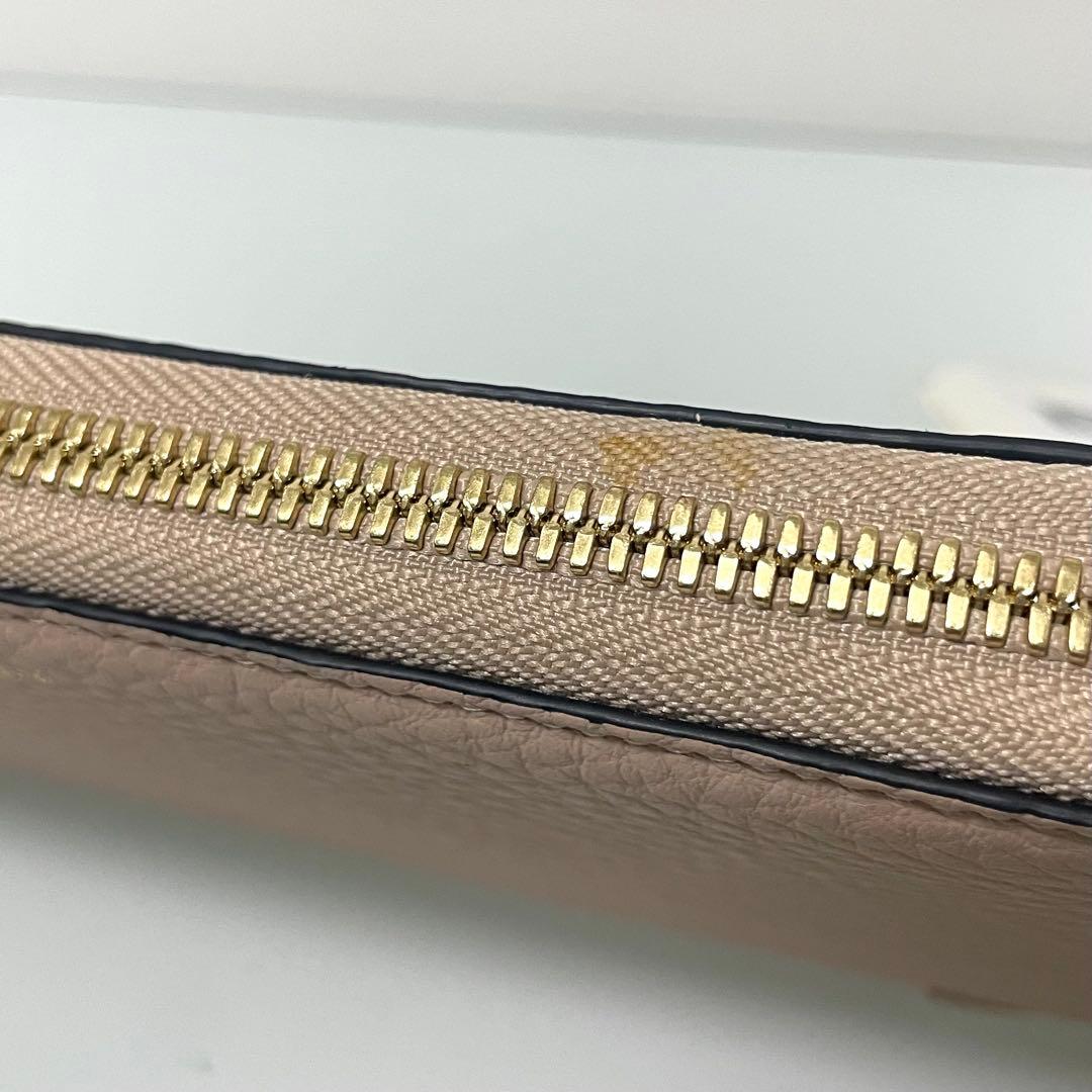 Chloe クロエ アルファベットライン 長財布 ラウンドジップウォレット