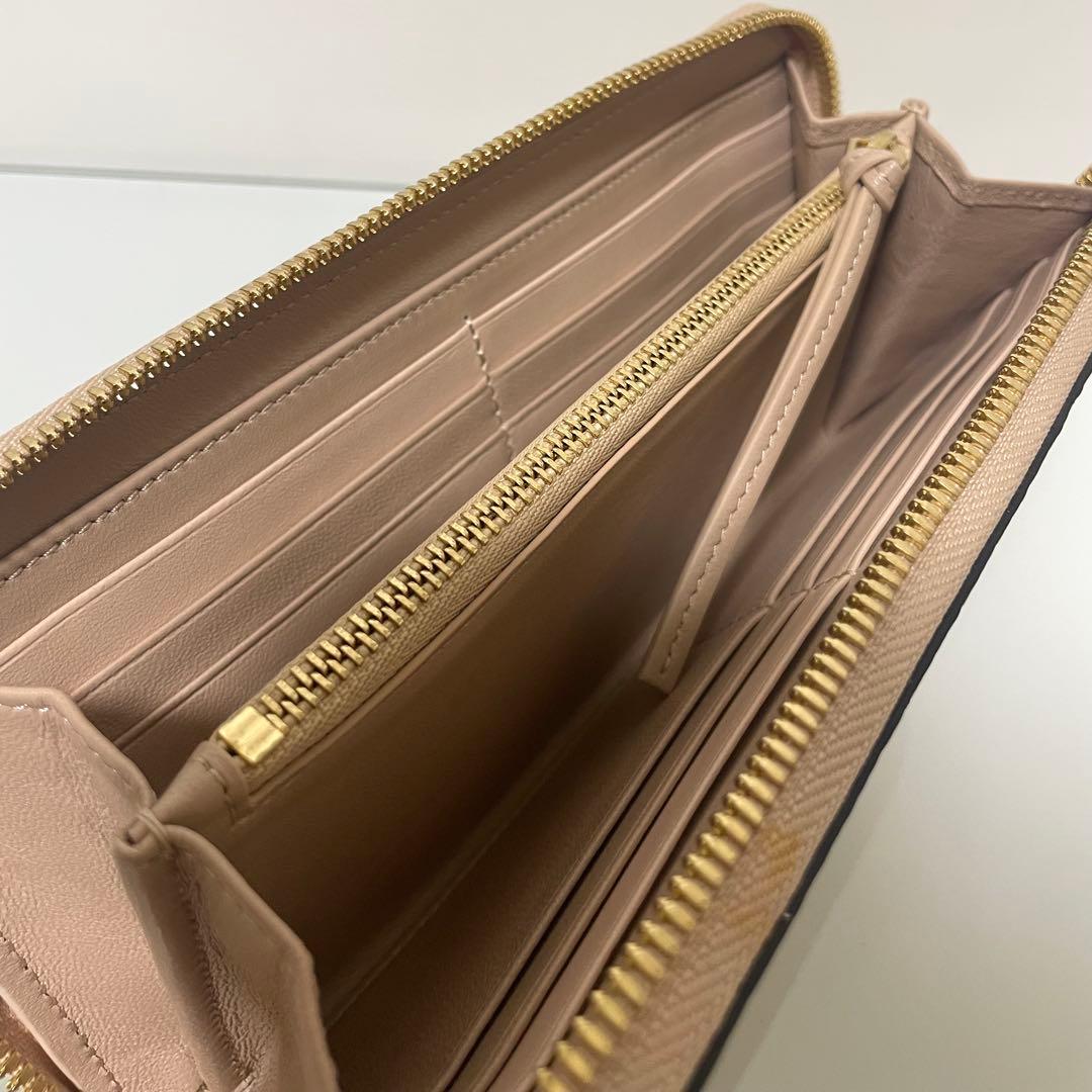 Chloe クロエ アルファベットライン 長財布 ラウンドジップウォレット