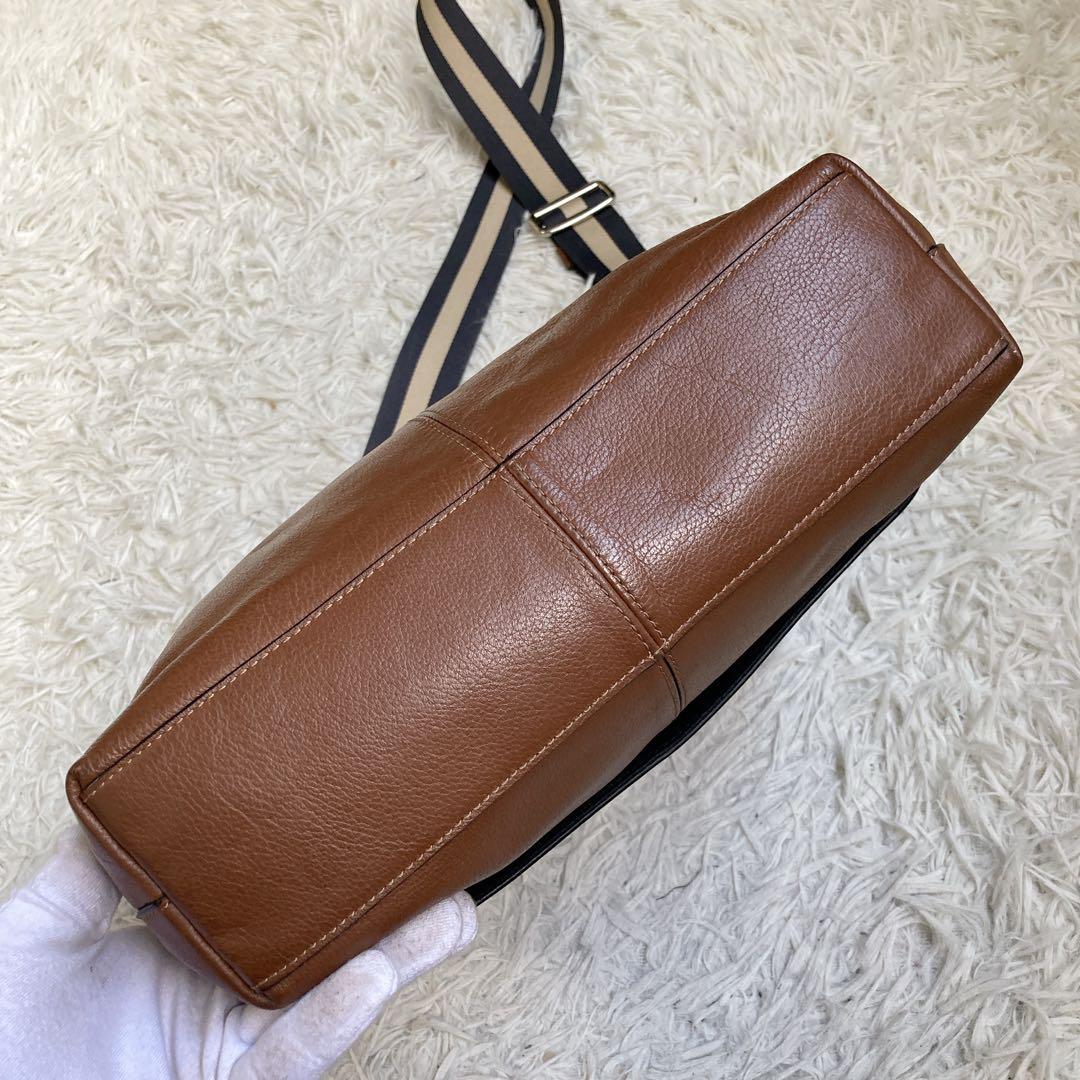 極美品 COACH フライトバッグ メッセンジャーバッグ 茶 ヘリテージ