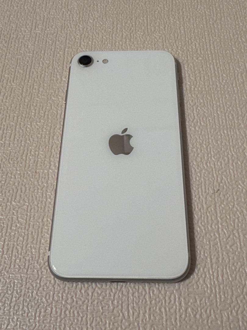 Apple iPhone SE (第2世代) 64GB ホワイトSIMフリー