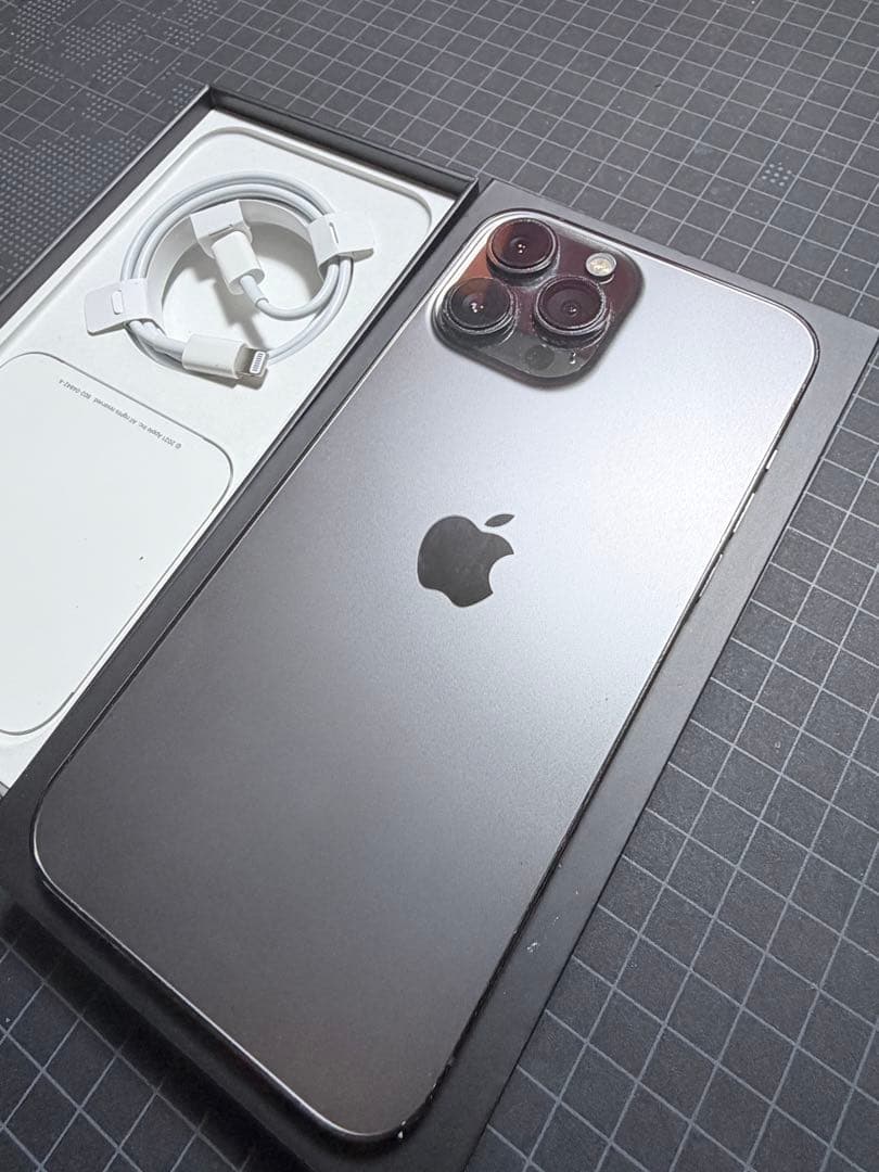 Apple iPhone 13ProMax スペースグレー 本体 充電ケーブル付