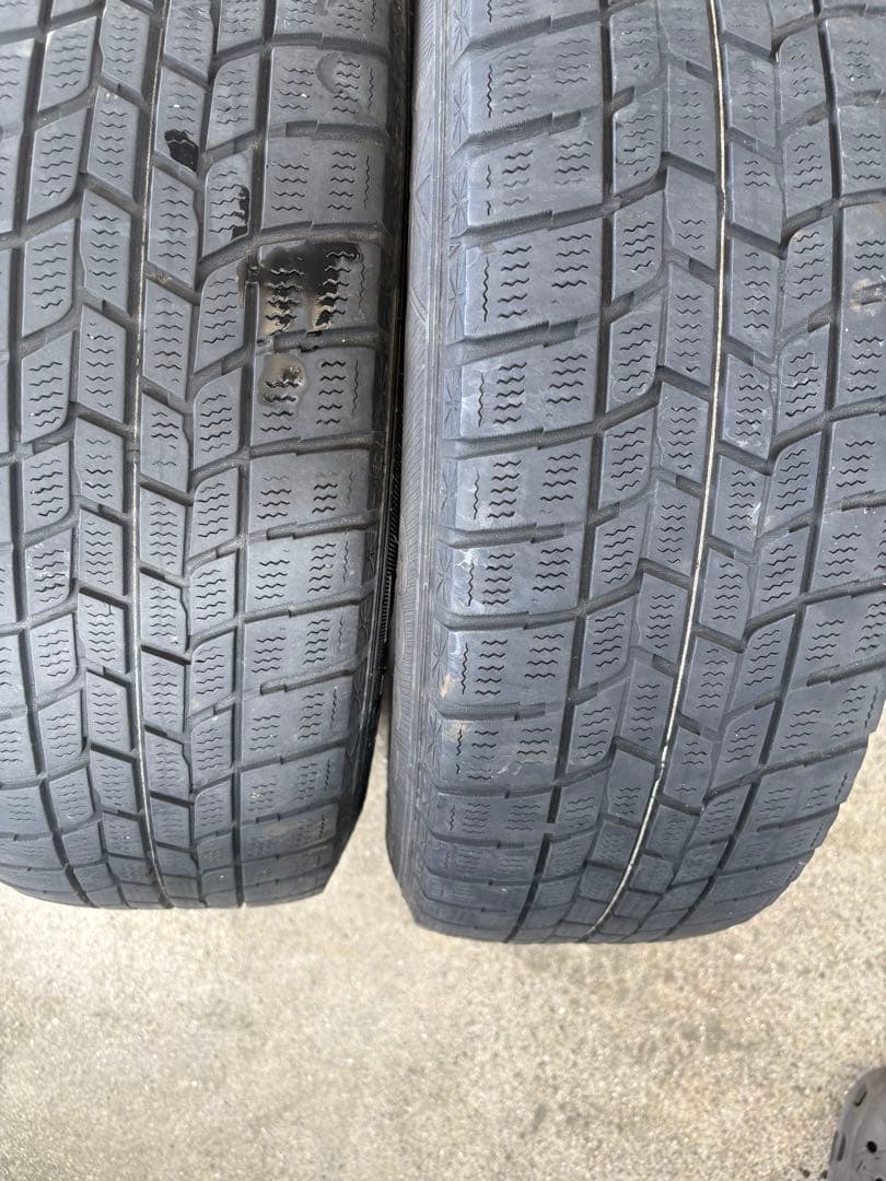 スタッドレスタイヤ 195/60R16 MONOCOQUEホイール付き