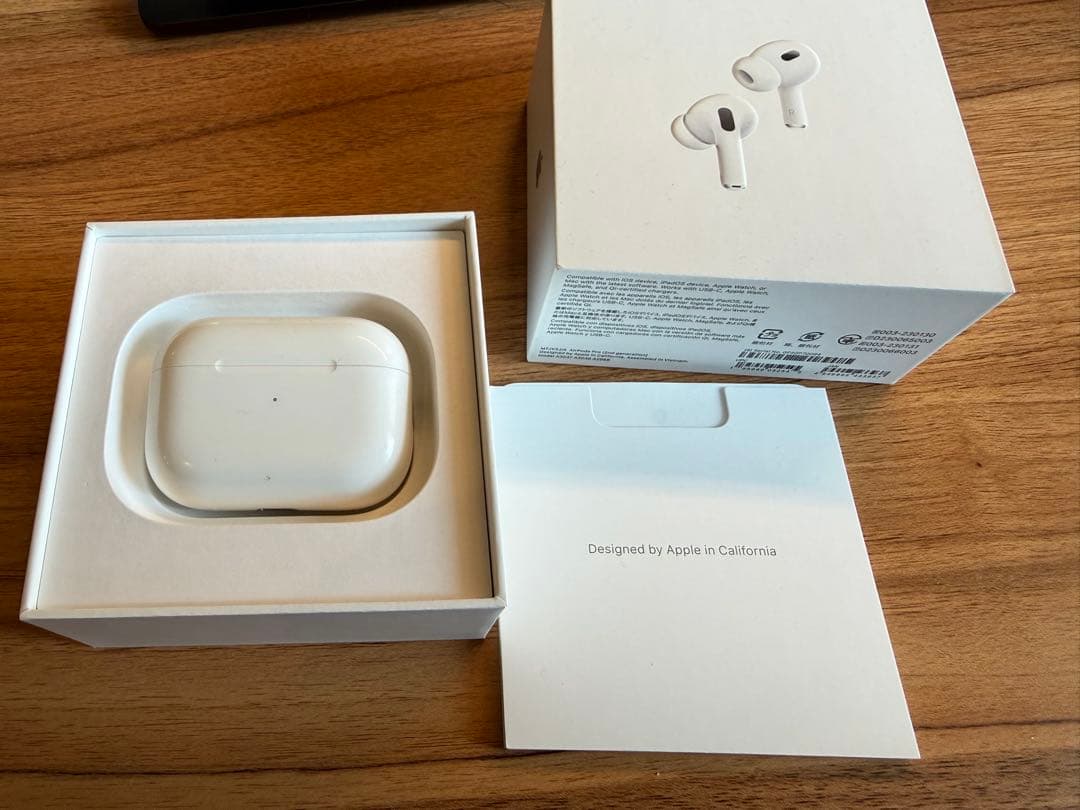 AirPods Pro（第二世代）本体 充電ケース付き