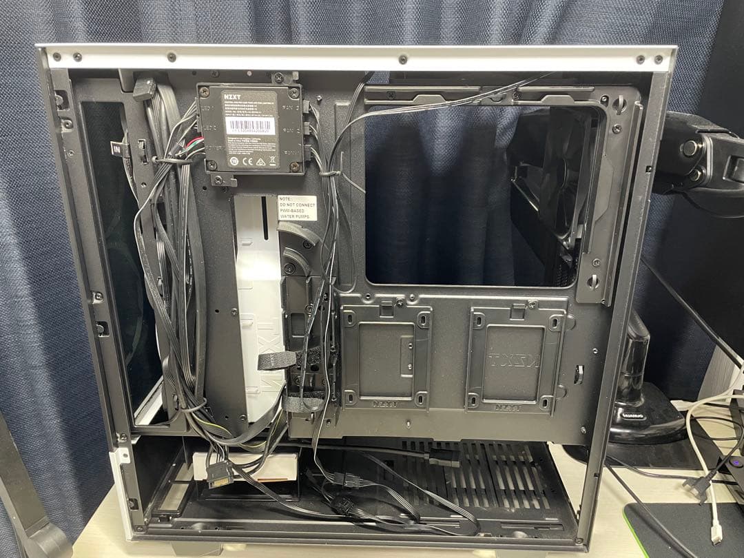 NZXT H510 ELITE ミッドタワーケース