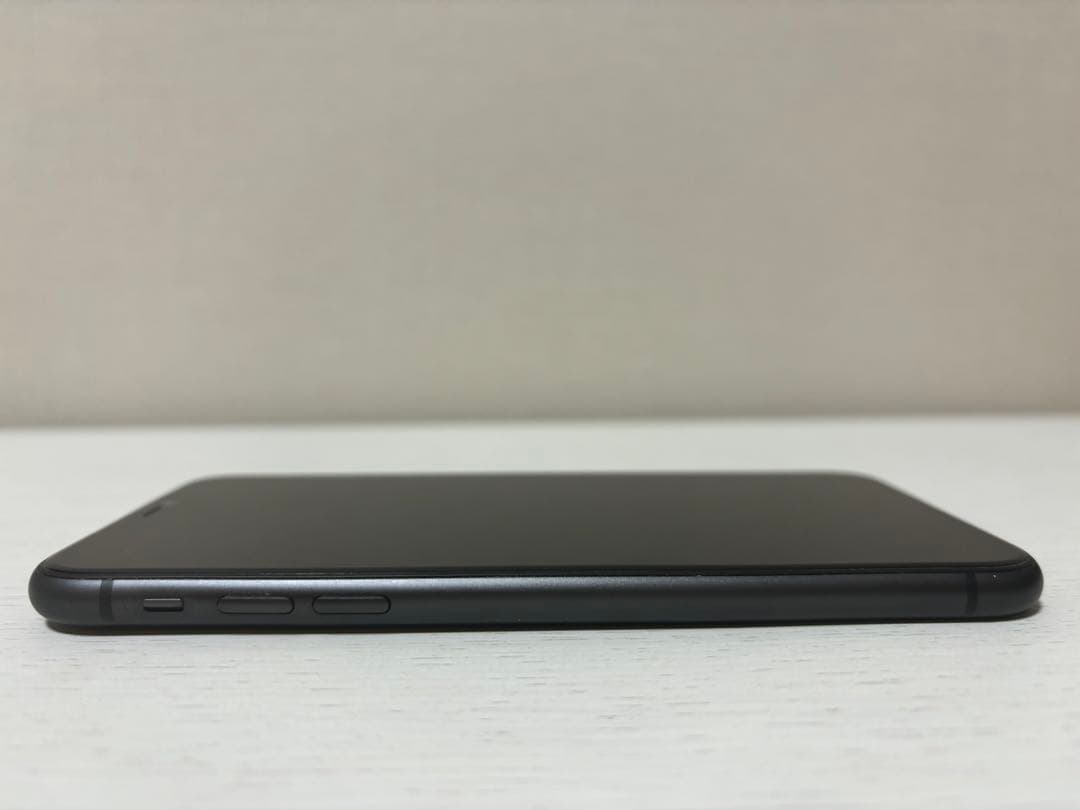 iPhone 11 本体 64GB ブラック SIMフリー
