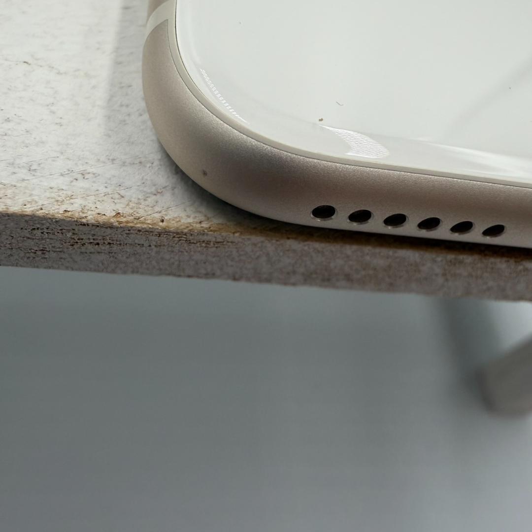 iPhone SE第3世代 64GB スターライト 398