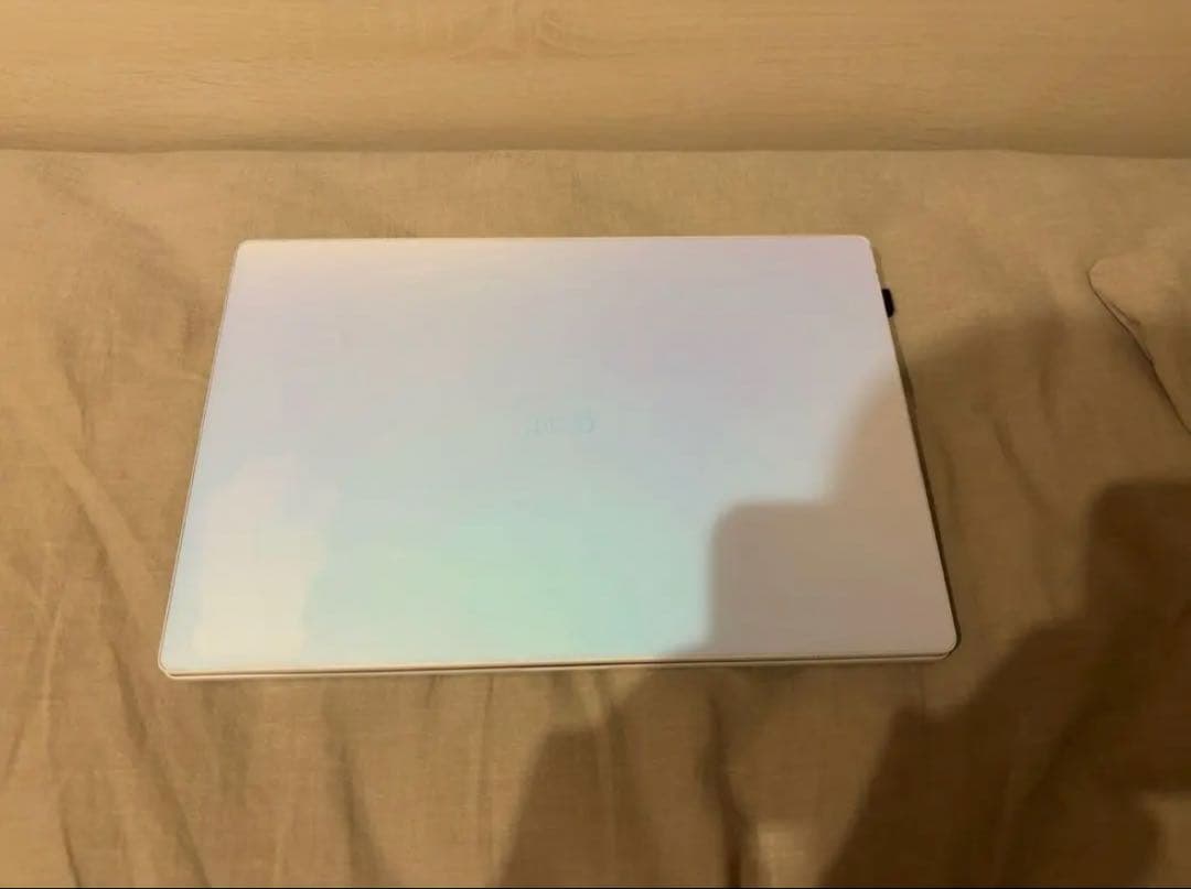 LG gram オーロラホワイト