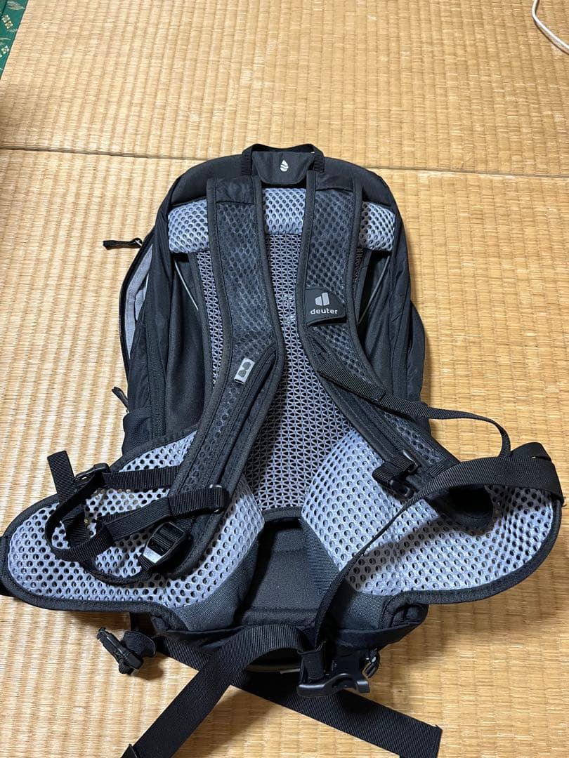 deuter レースエアー　14+3 黒