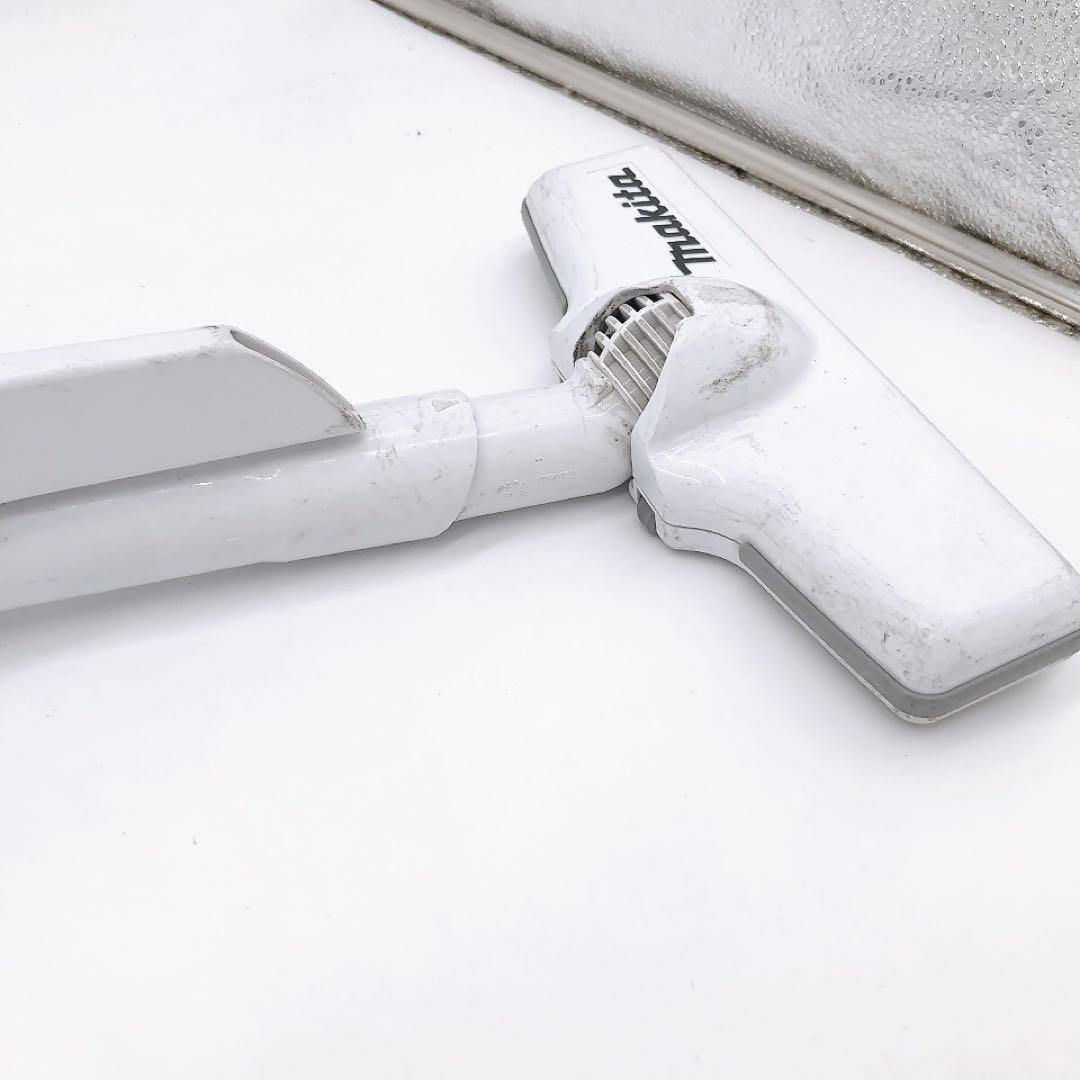 MAKITA 充電式クリーナー　CL282FD