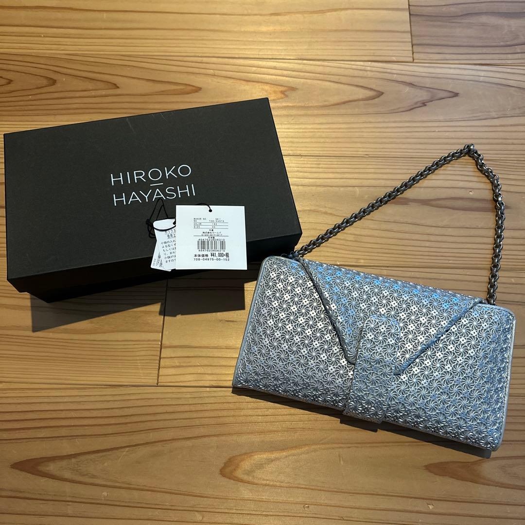 HIROKO HAYASHI シルバー クラッチバッグ　チェーンウォレット
