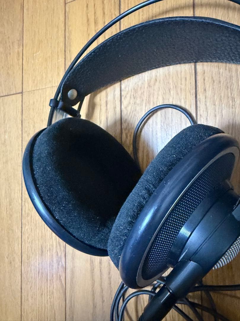 AKG K702 ヘッドフォン