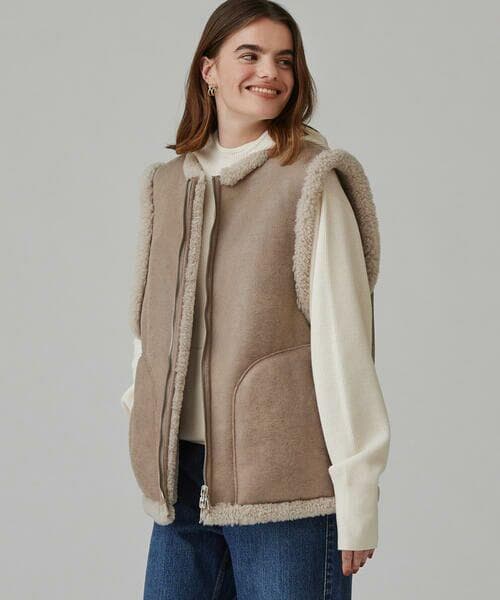 美品 トゥモローランド マカフィー 3万円 リバーシブル ジレ ムートン風