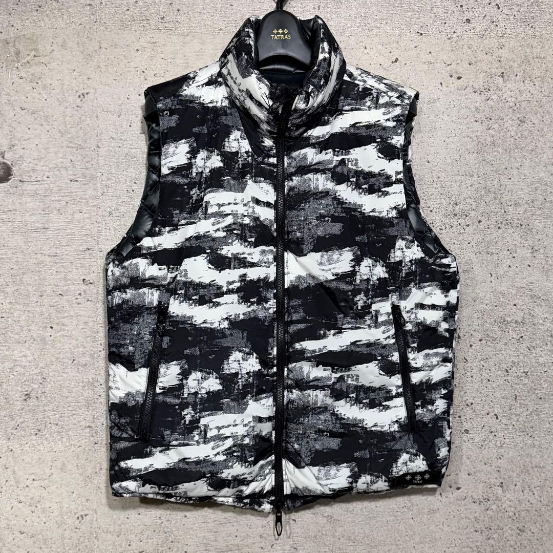 新品　タトラス　ダウンベスト　チャコールグレー　タイダイ　迷彩　リバーシブル