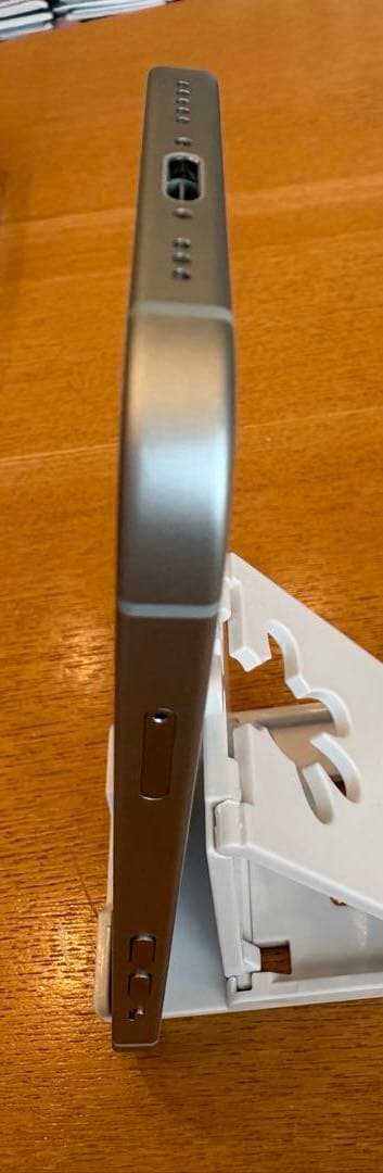 極美品　SIMフリー　iPhone15 128GB ブルー