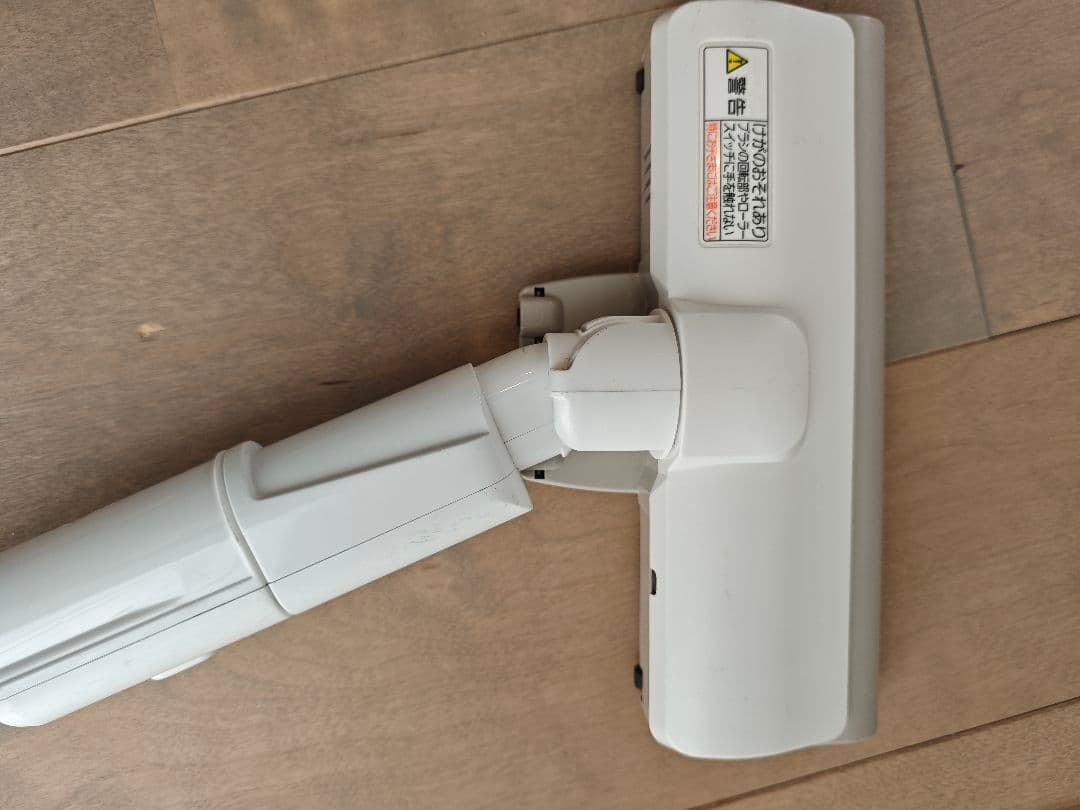 Panasonic MC-SB32J コードレス掃除機　2022年製