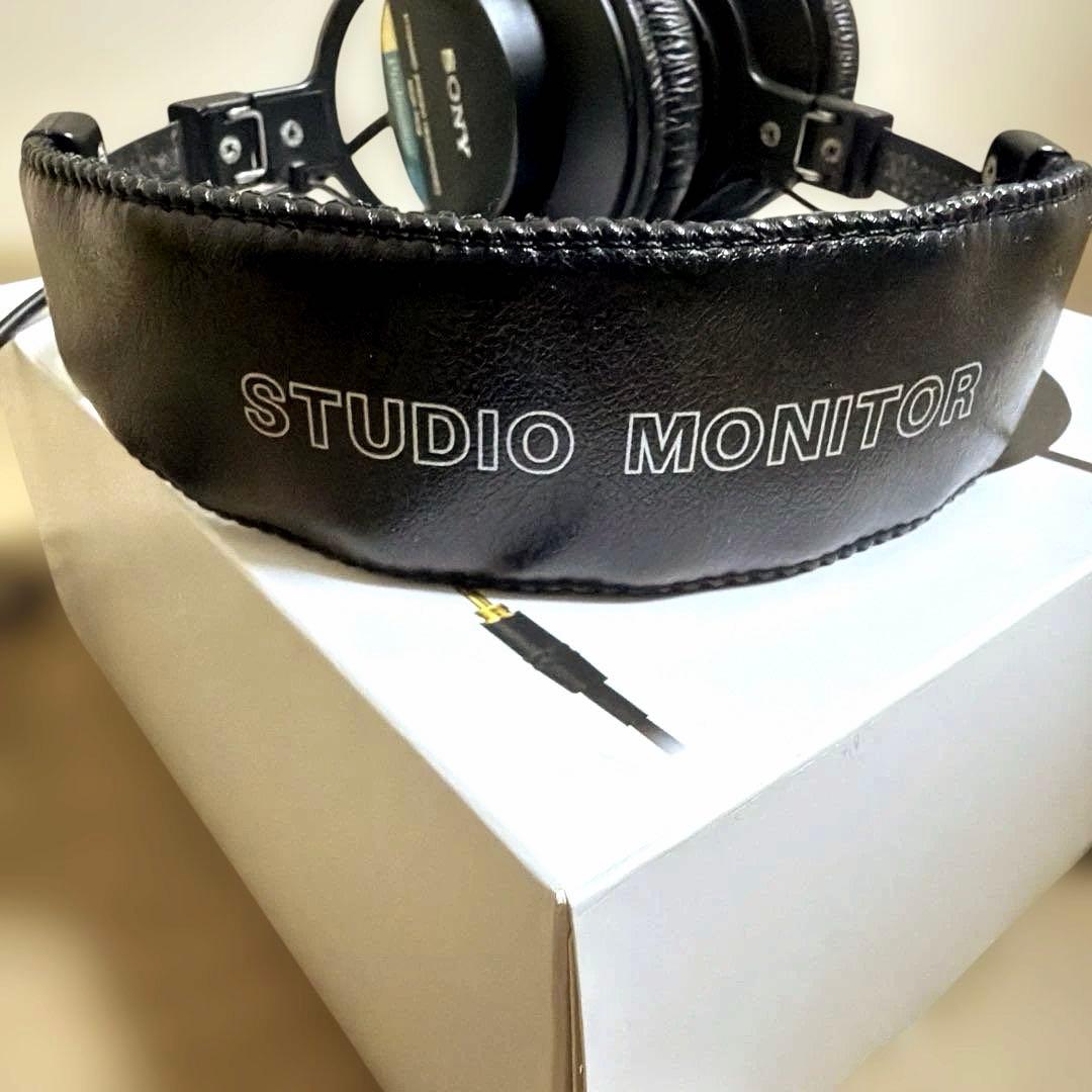 Sony MDR-7506 サウンドモニターヘッドホン　ヘッドフォン