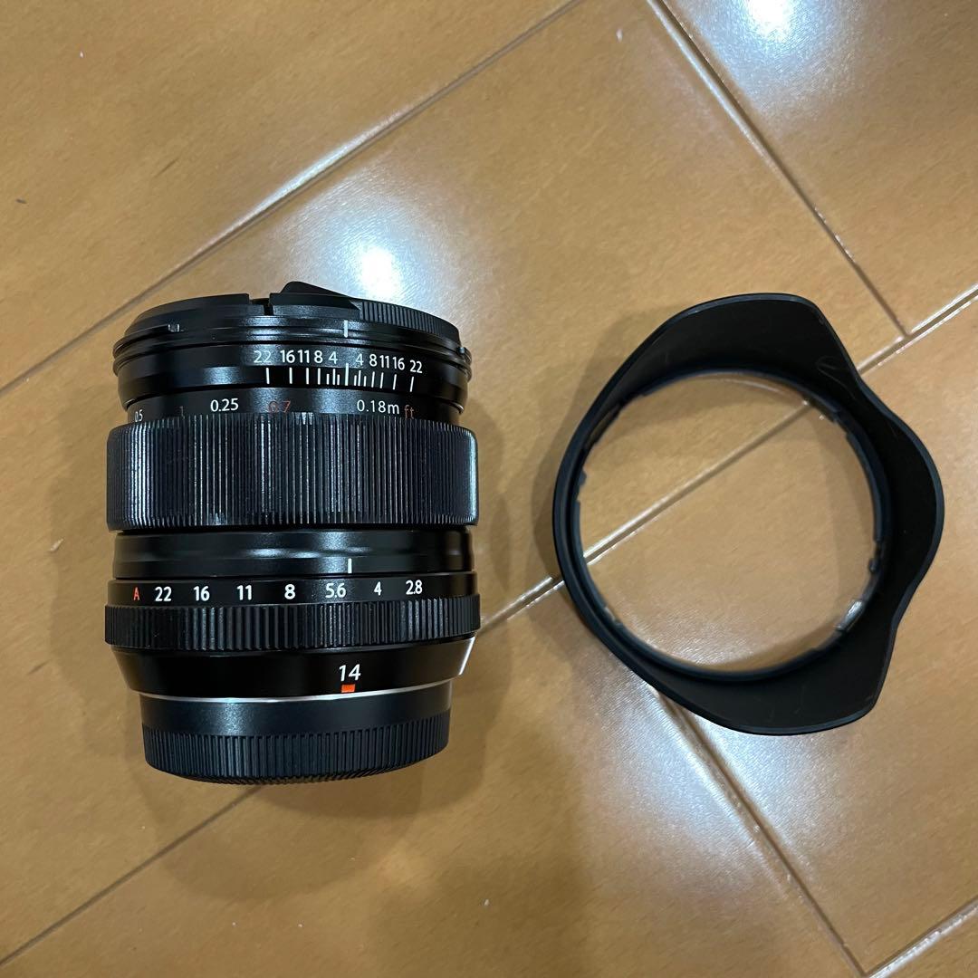 極美品　FUJI FILM XF14F2.8 R