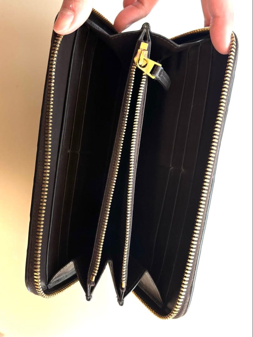 BOTTEGA VENETAブラウン財布