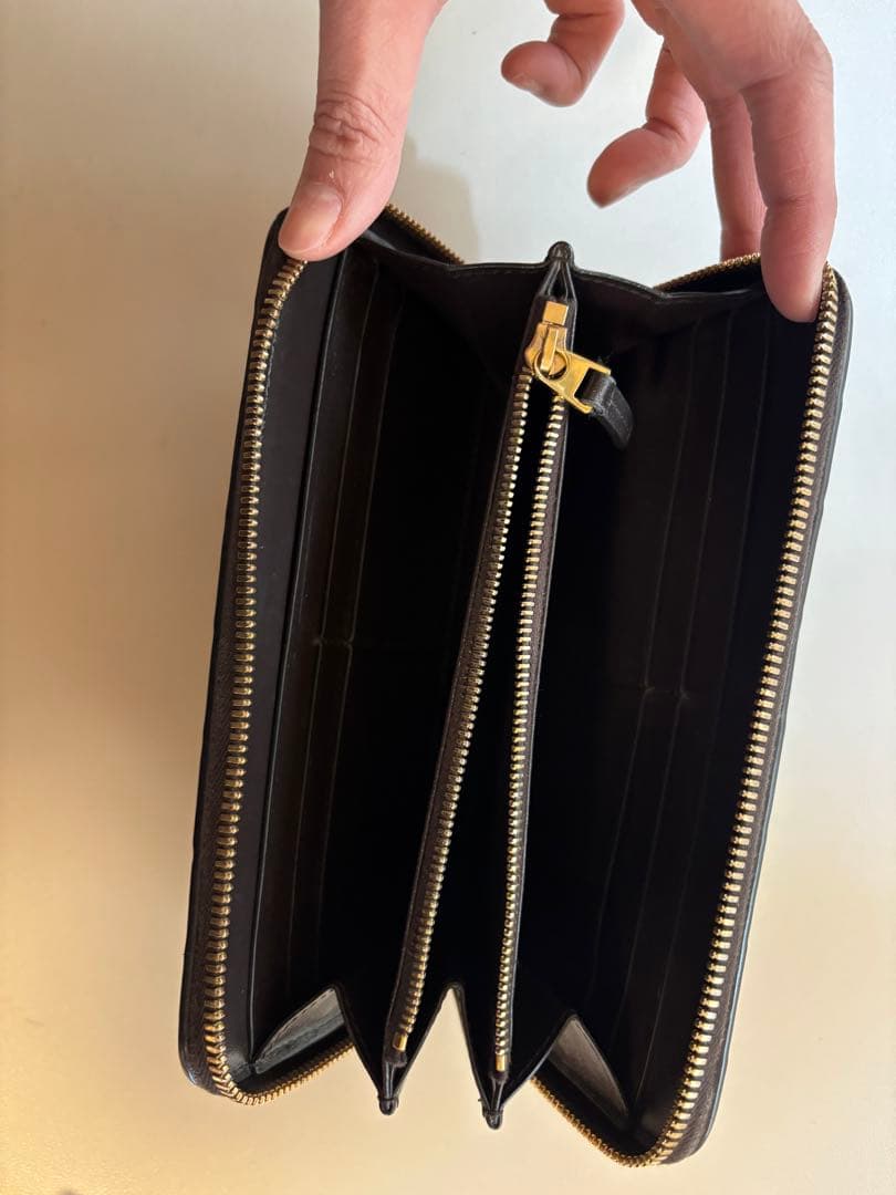 BOTTEGA VENETAブラウン財布