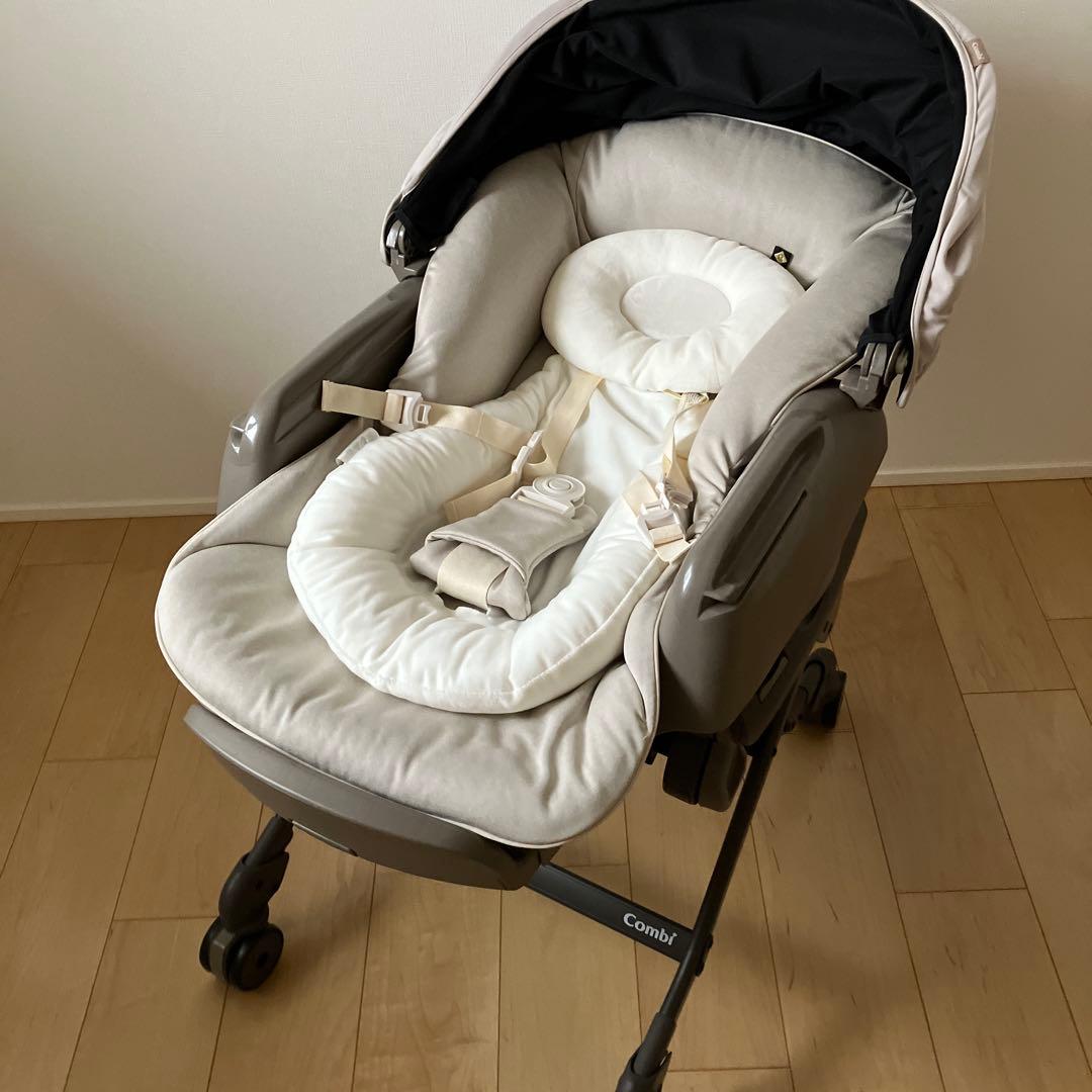 コンビ　スウィングベッド&チェア　ネムリラコードレスAUTO SWING