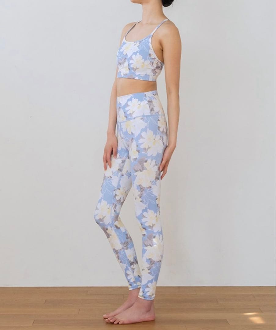 新品　SUKALA ヨガウェア LL サイズ 花柄