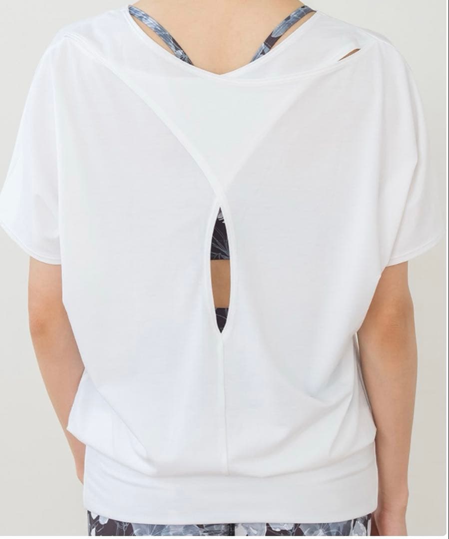 新品　SUKALA ヨガウェア LL サイズ 花柄